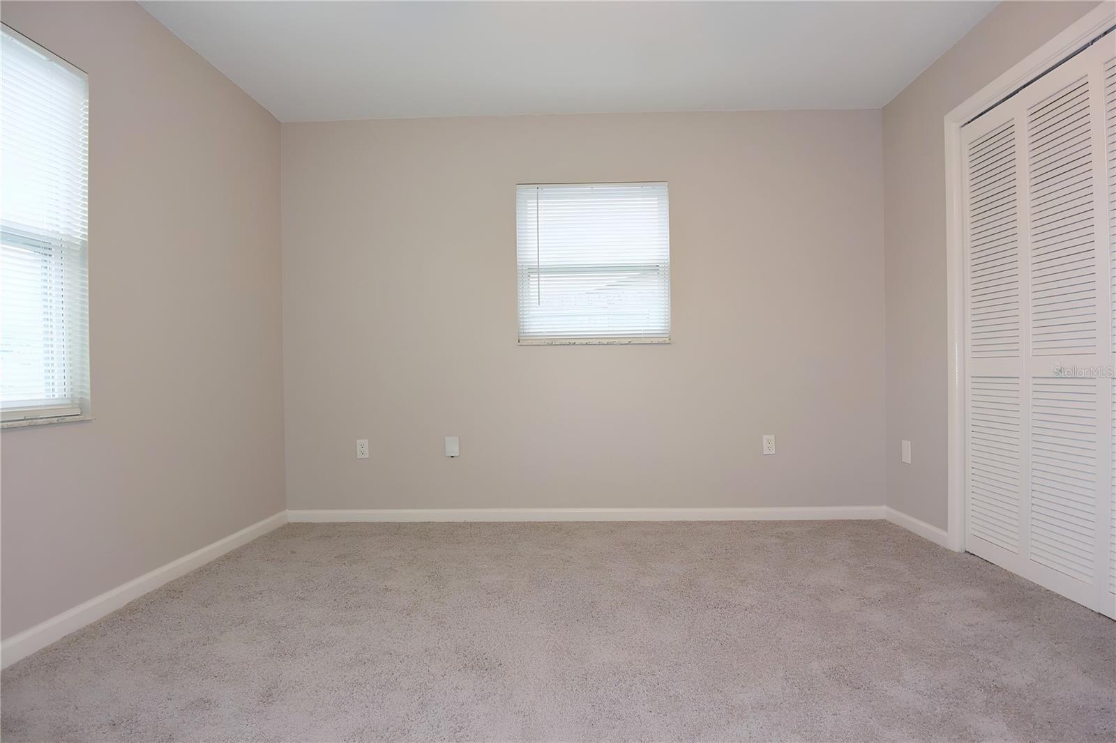 Image 20 of 42 For 5484 Alderwood Street