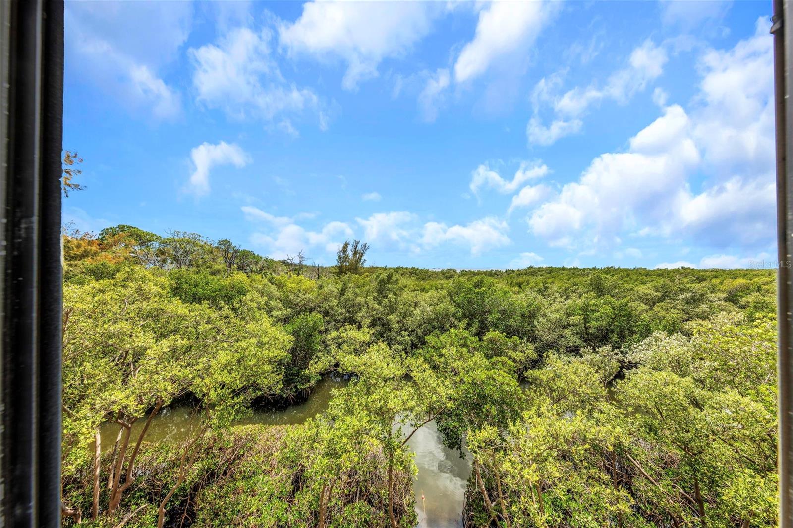 Image 18 of 42 For 1500 Sunset Road F7