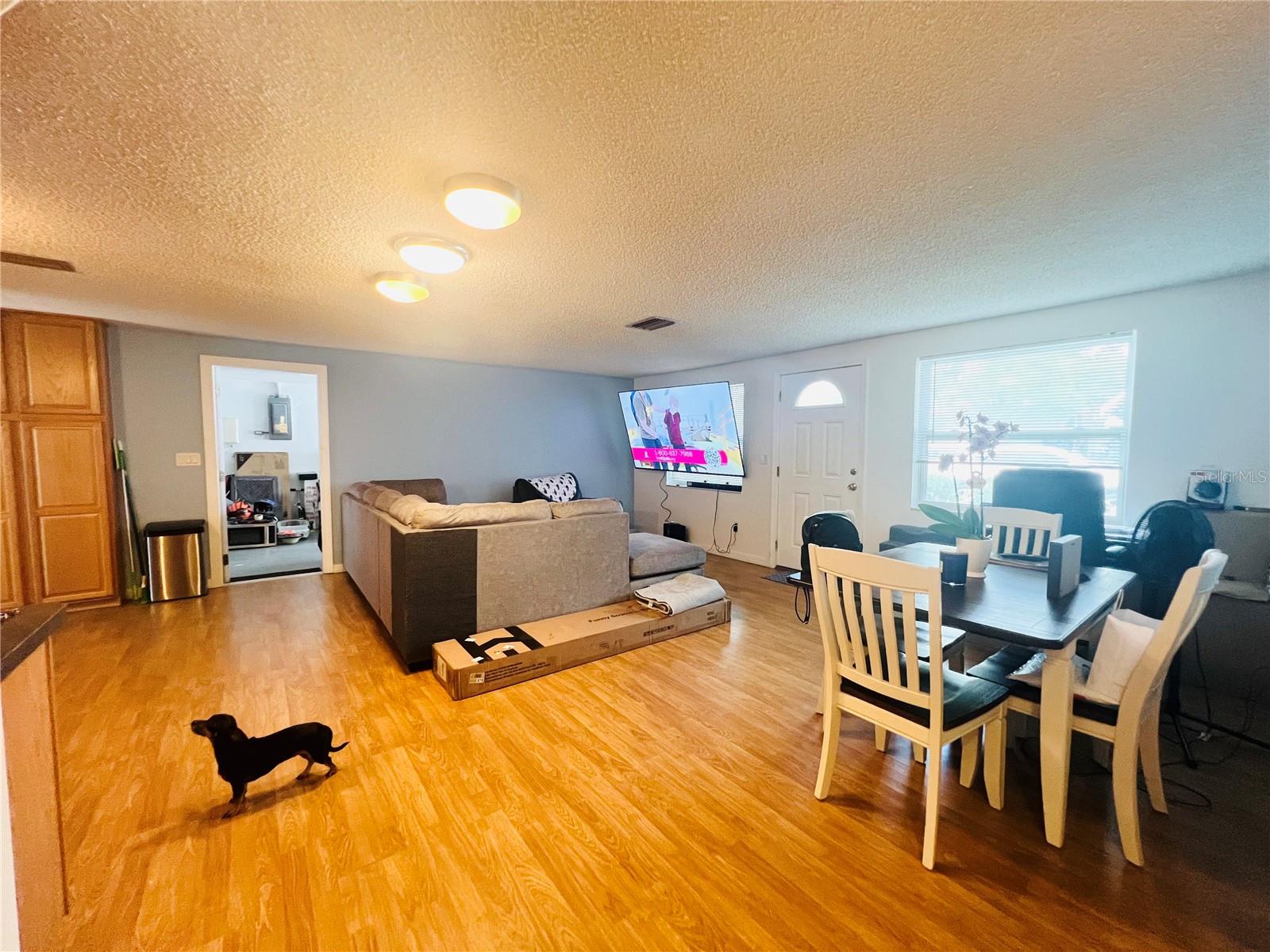 Image 7 of 15 For 6428 Kentfield Avenue