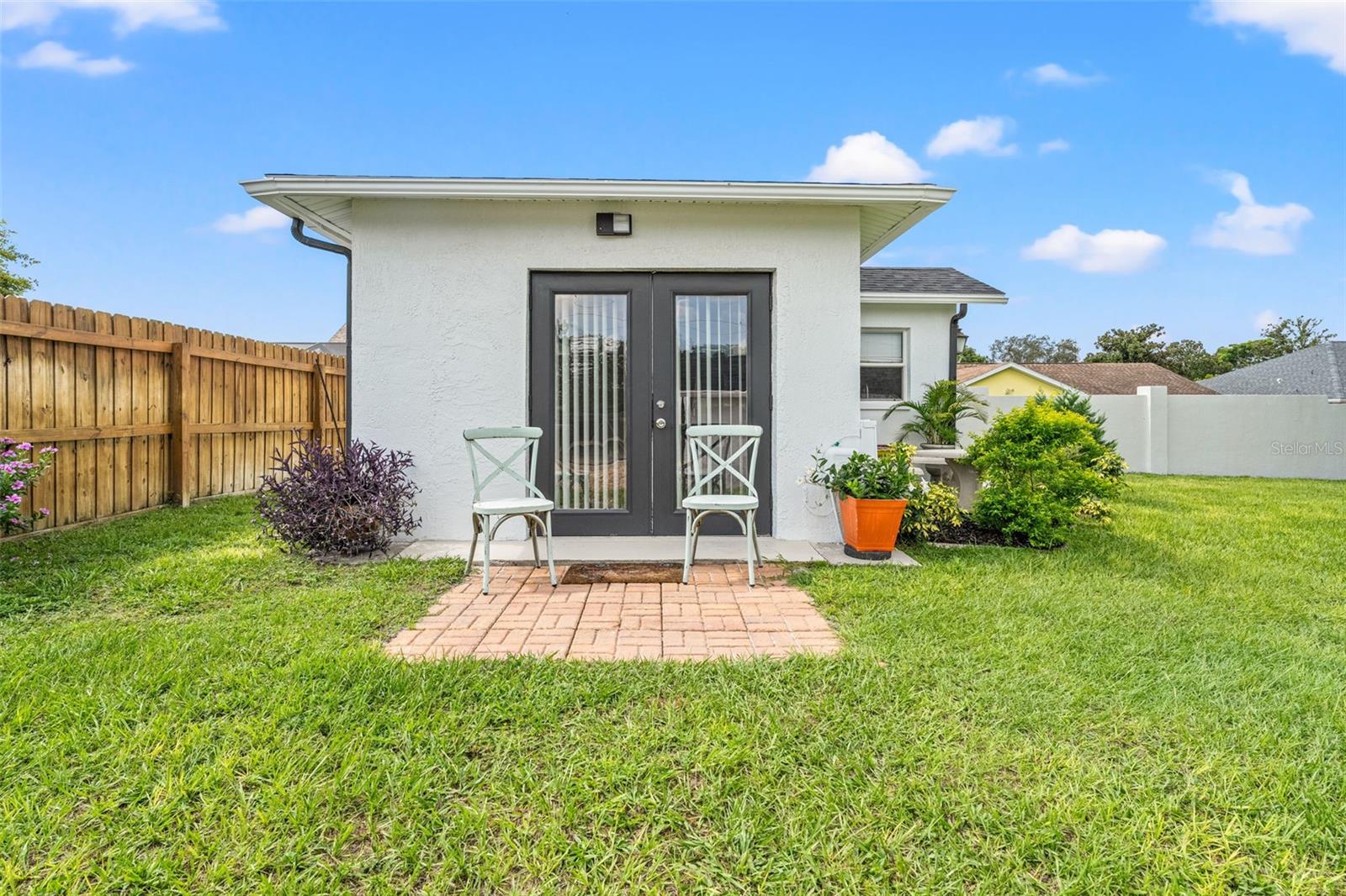 Image 26 of 42 For 11487 Linden Drive