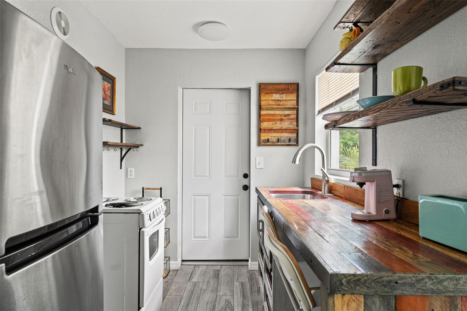 Image 29 of 42 For 11487 Linden Drive