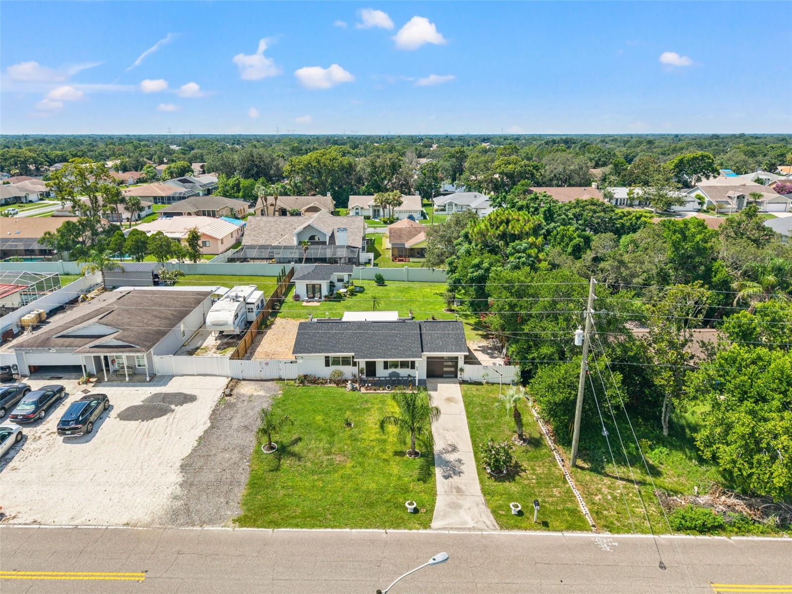 Image 35 of 42 For 11487 Linden Drive