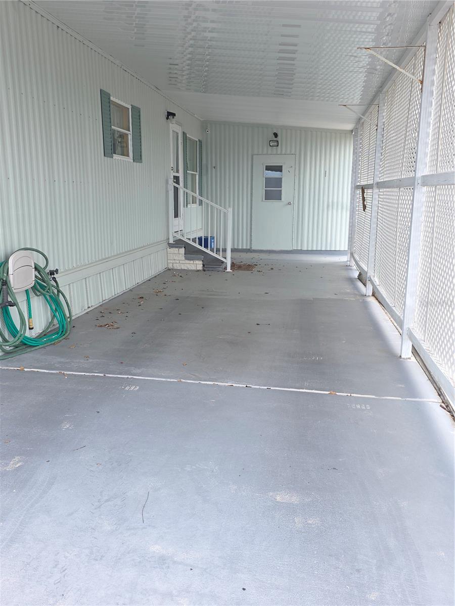 Image 23 of 24 For 15682 Brookridge Boulevard