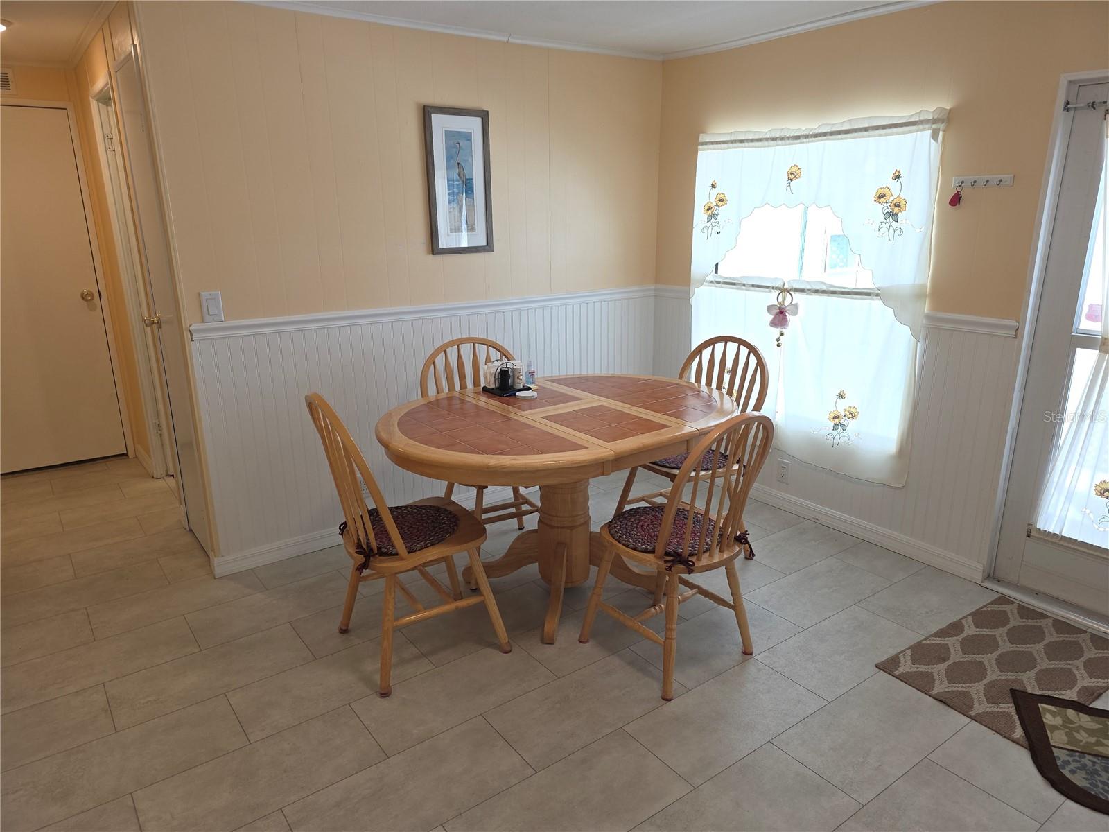 Image 8 of 24 For 15682 Brookridge Boulevard