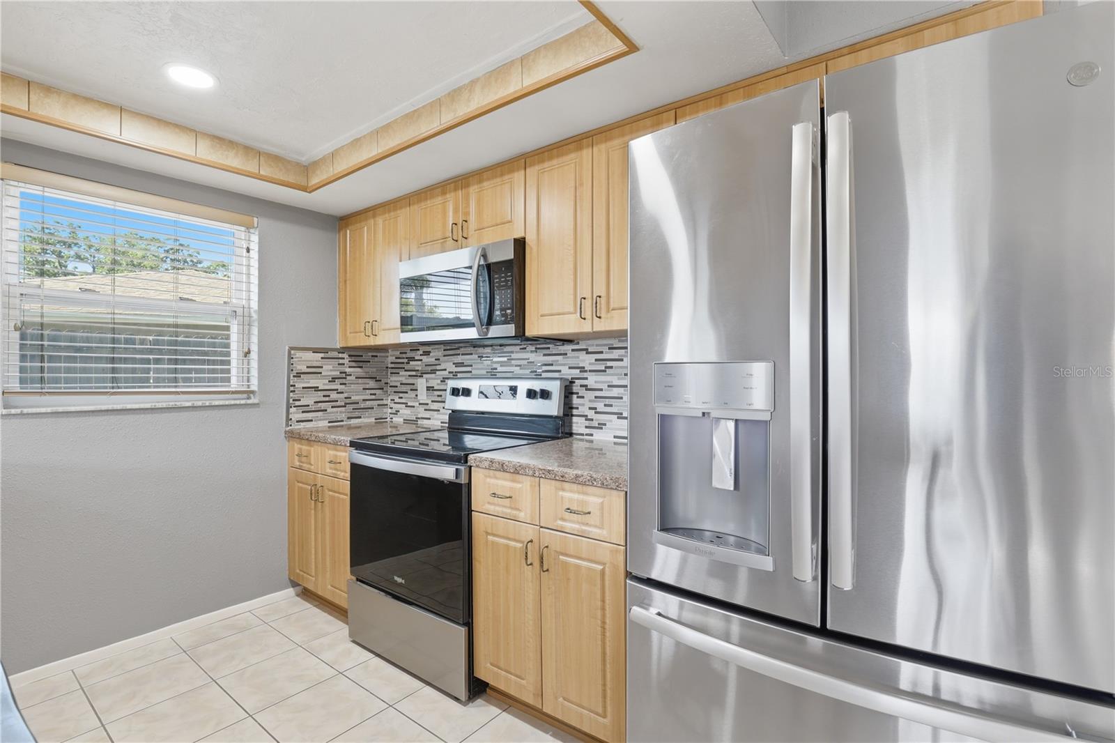 Image 13 of 33 For 3406 Paloma Drive