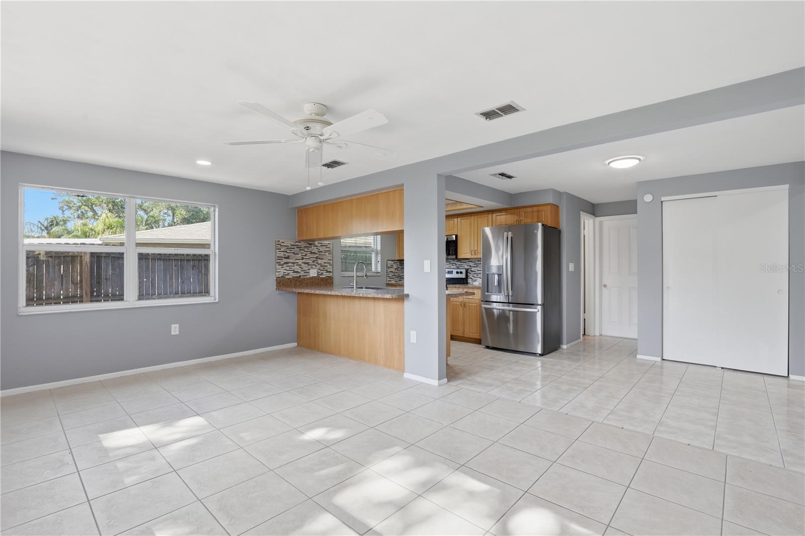 Image 15 of 33 For 3406 Paloma Drive