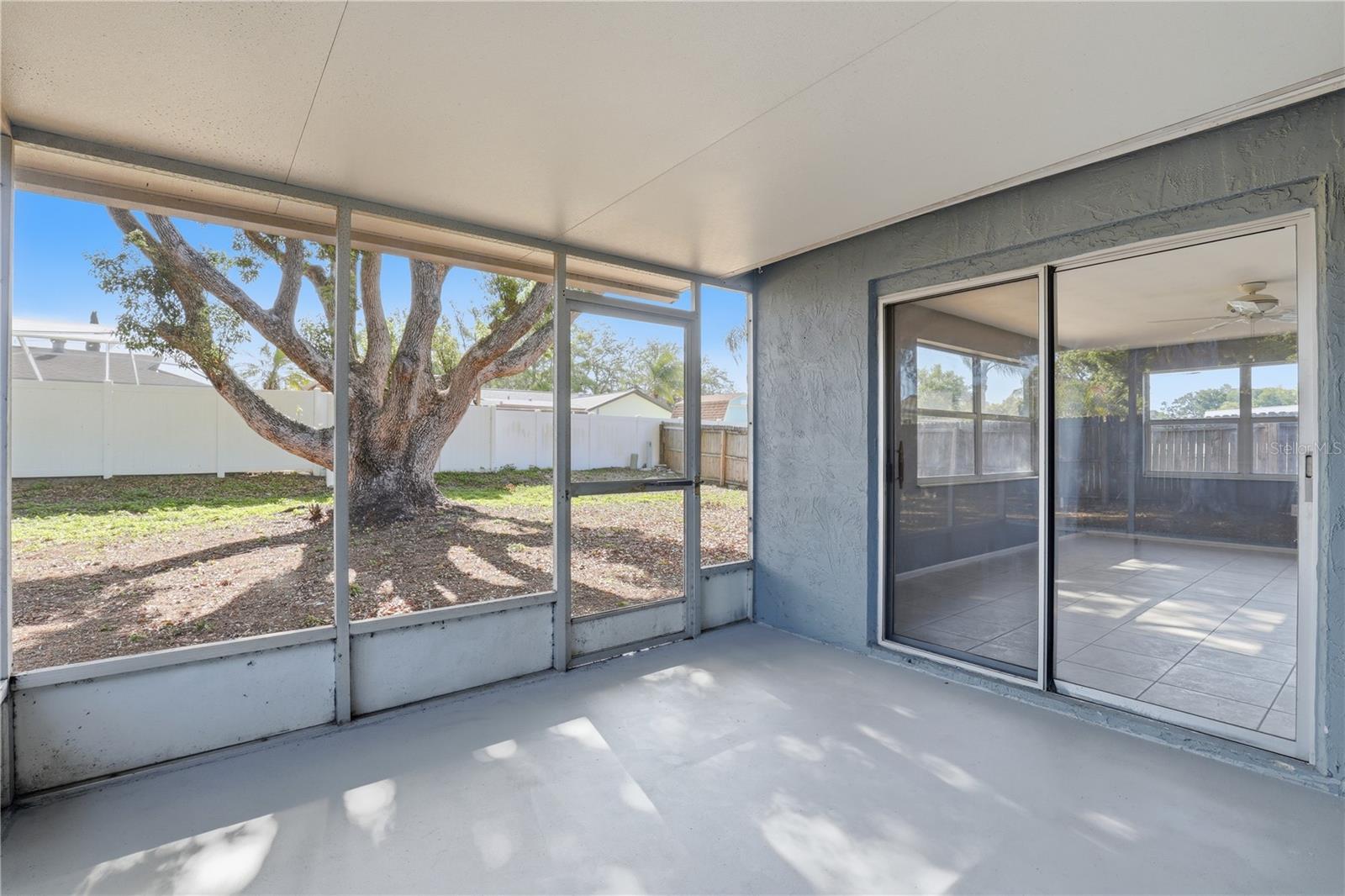 Image 26 of 33 For 3406 Paloma Drive