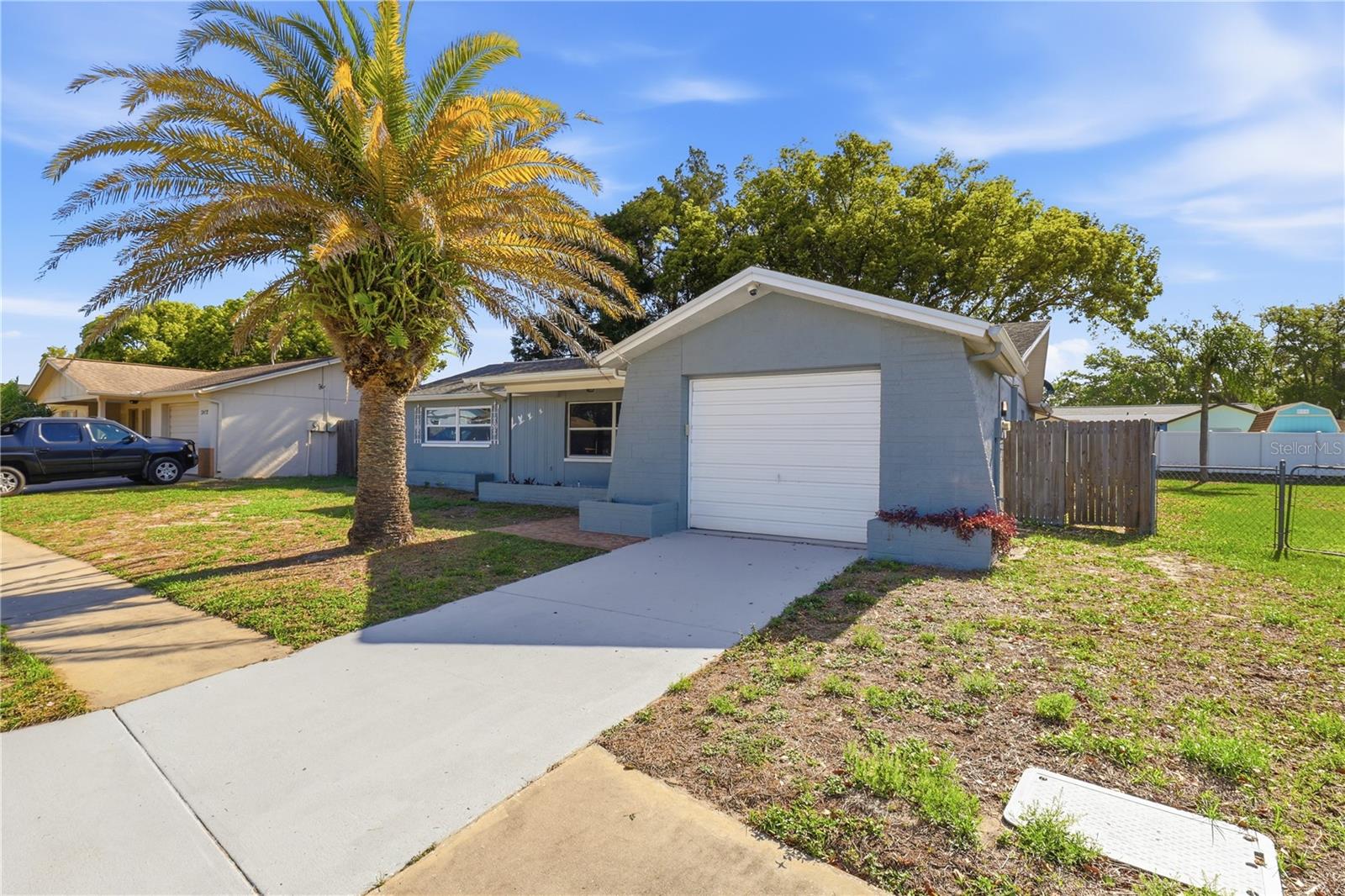 Image 29 of 33 For 3406 Paloma Drive