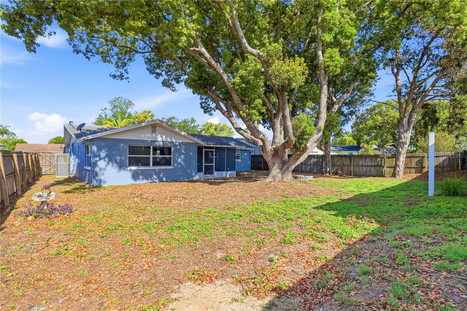 Image 5 of 33 For 3406 Paloma Drive