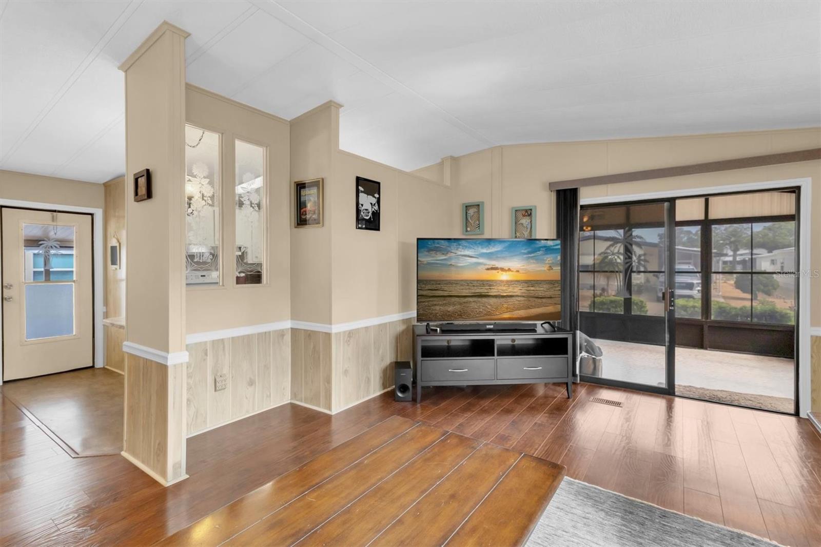 Image 16 of 38 For 7318 Osage Drive