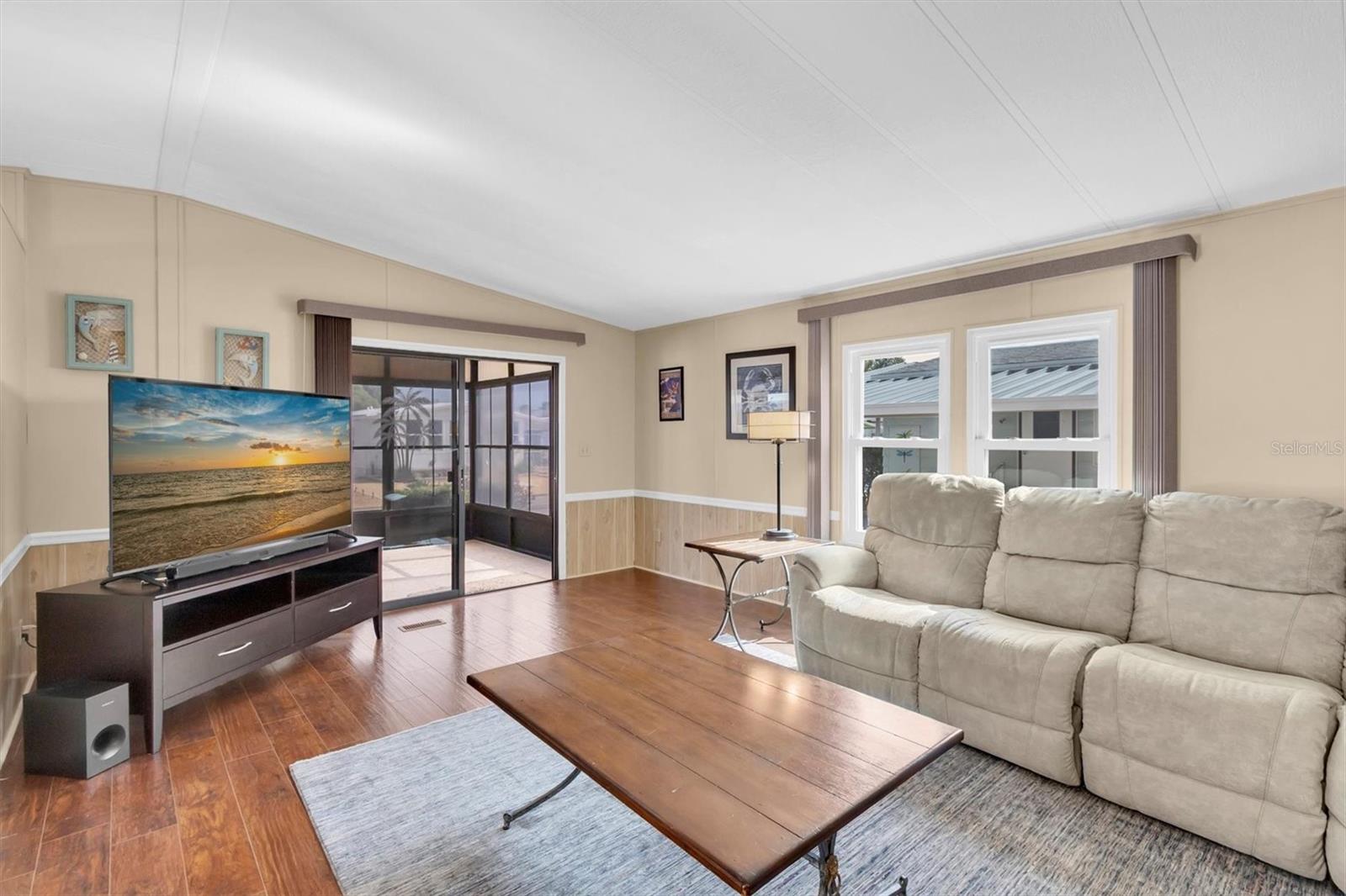 Image 4 of 38 For 7318 Osage Drive