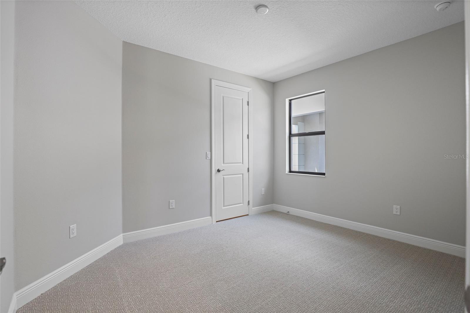 Image 18 of 25 For 18340 Rockport Place