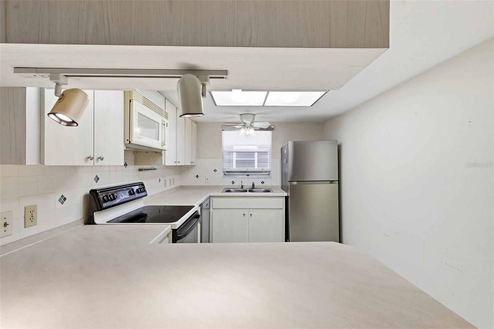 Image 13 of 83 For 4101 Passport Lane 203