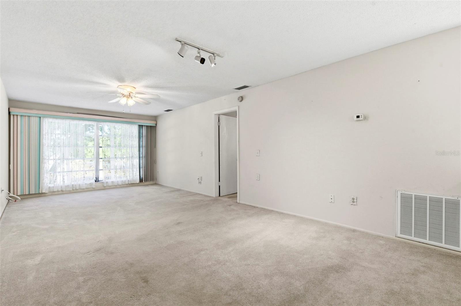 Image 22 of 83 For 4101 Passport Lane 203