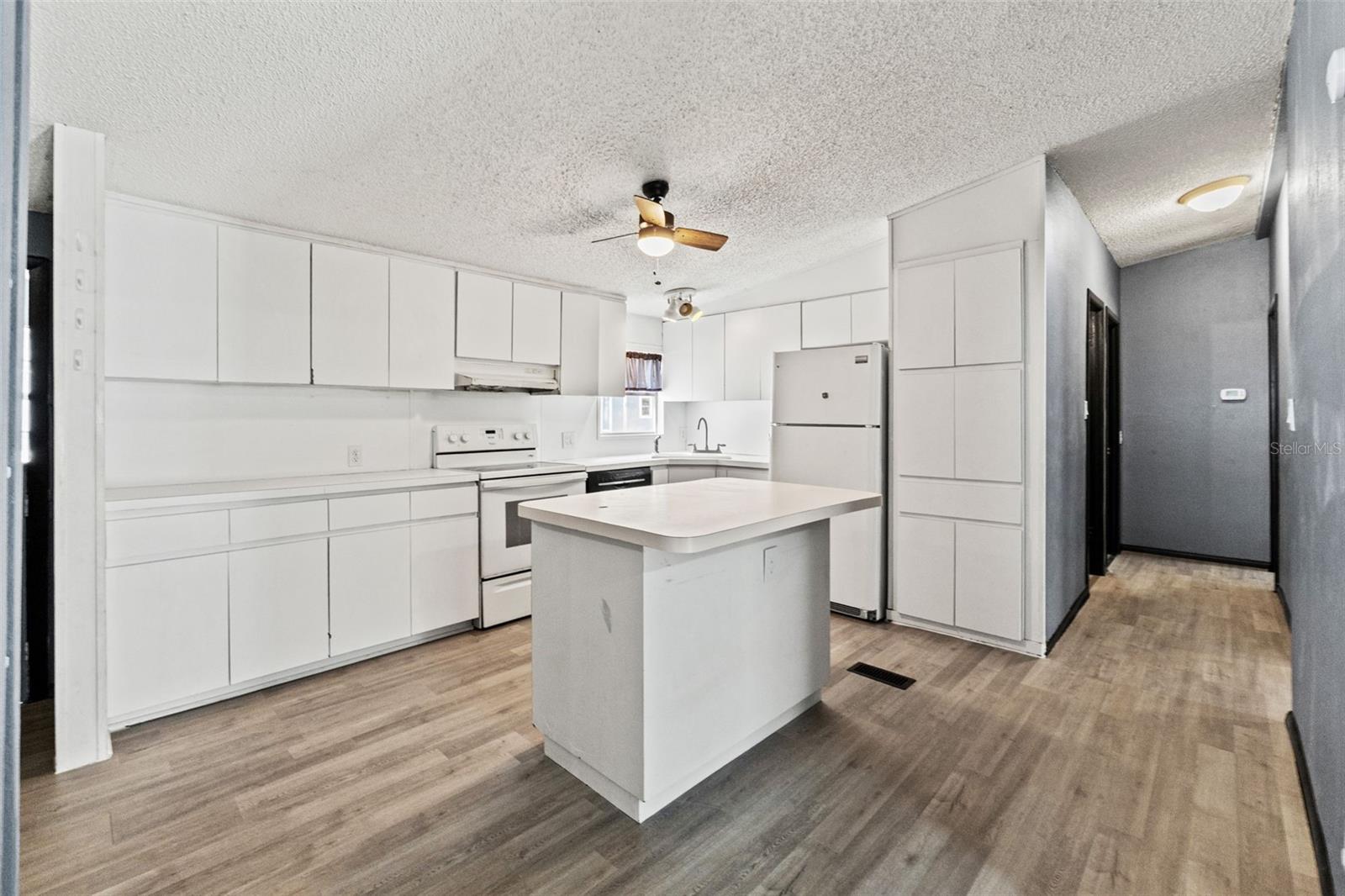 Image 12 of 43 For 7610 County Road 663