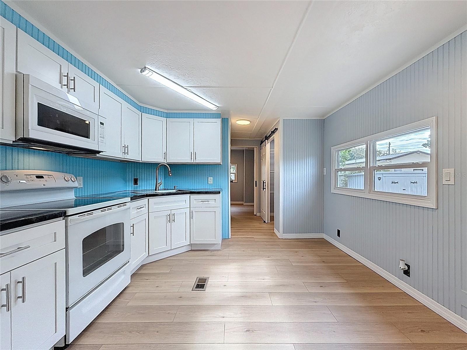 Image 10 of 27 For 9569 Gray Fox Drive