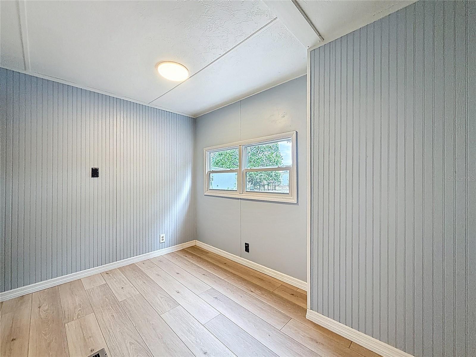 Image 13 of 27 For 9569 Gray Fox Drive