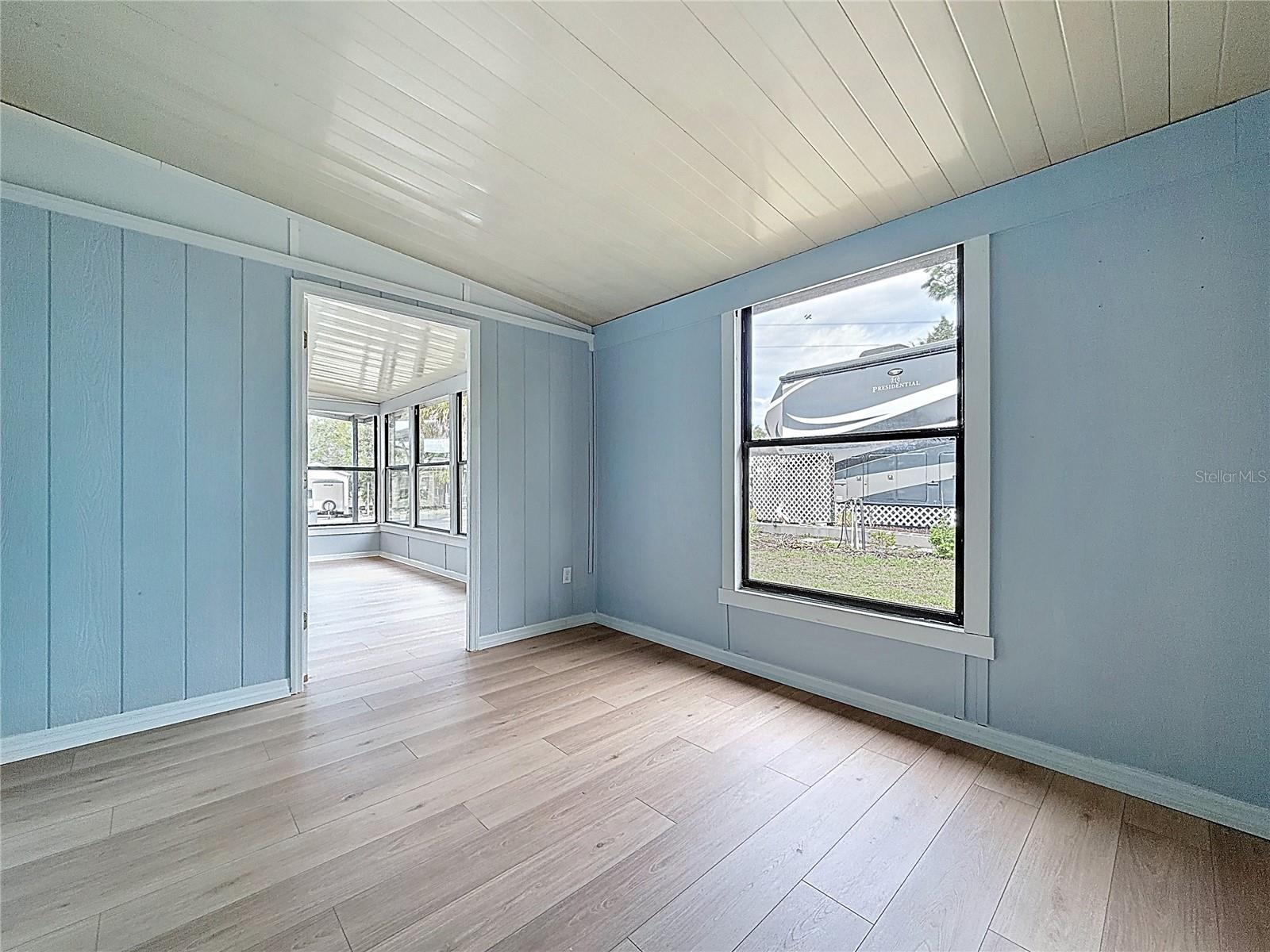 Image 19 of 27 For 9569 Gray Fox Drive