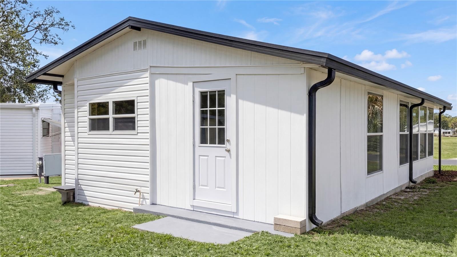 Image 22 of 27 For 9569 Gray Fox Drive