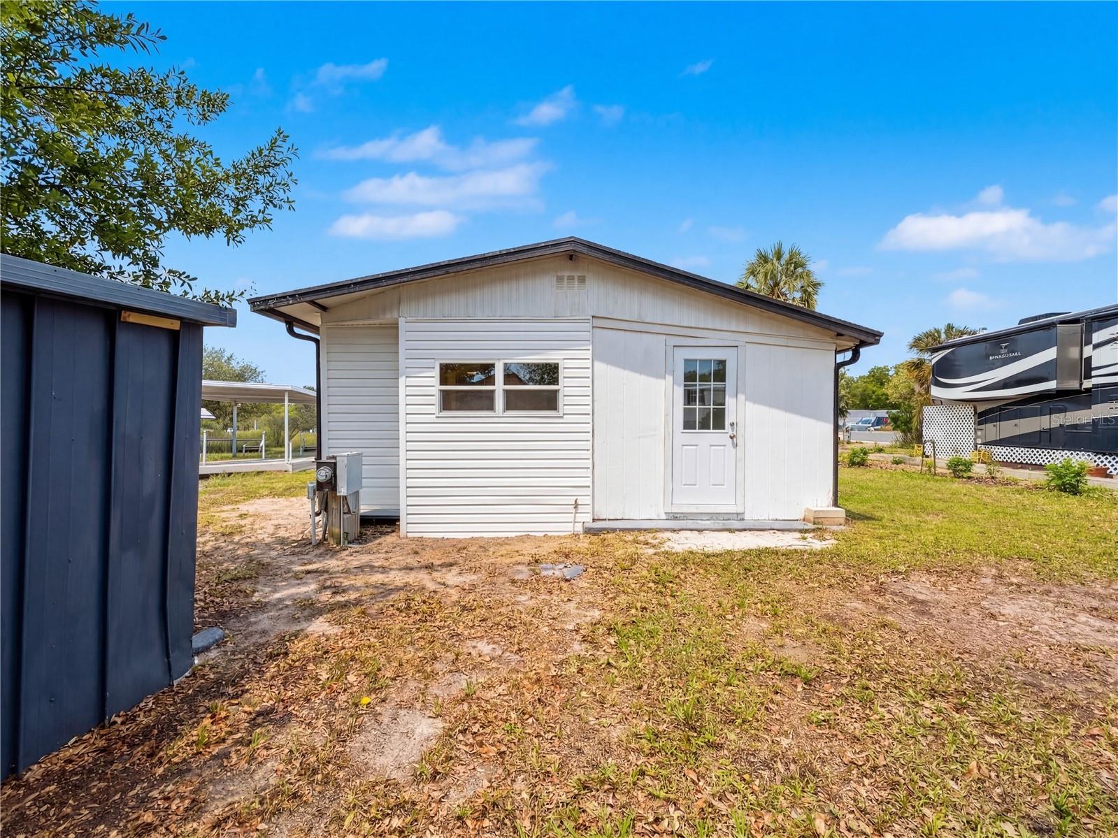 Image 23 of 27 For 9569 Gray Fox Drive