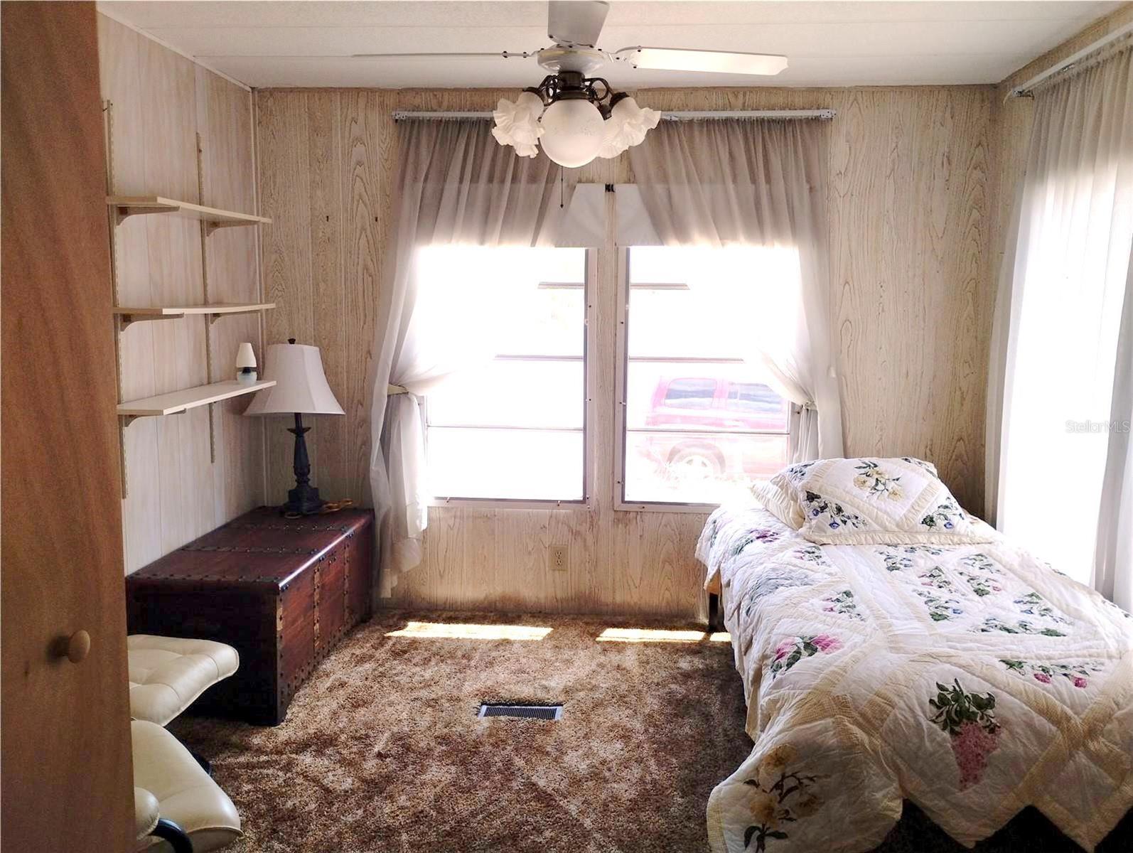 Listing photo id 12 for 7409 Skyline Drive