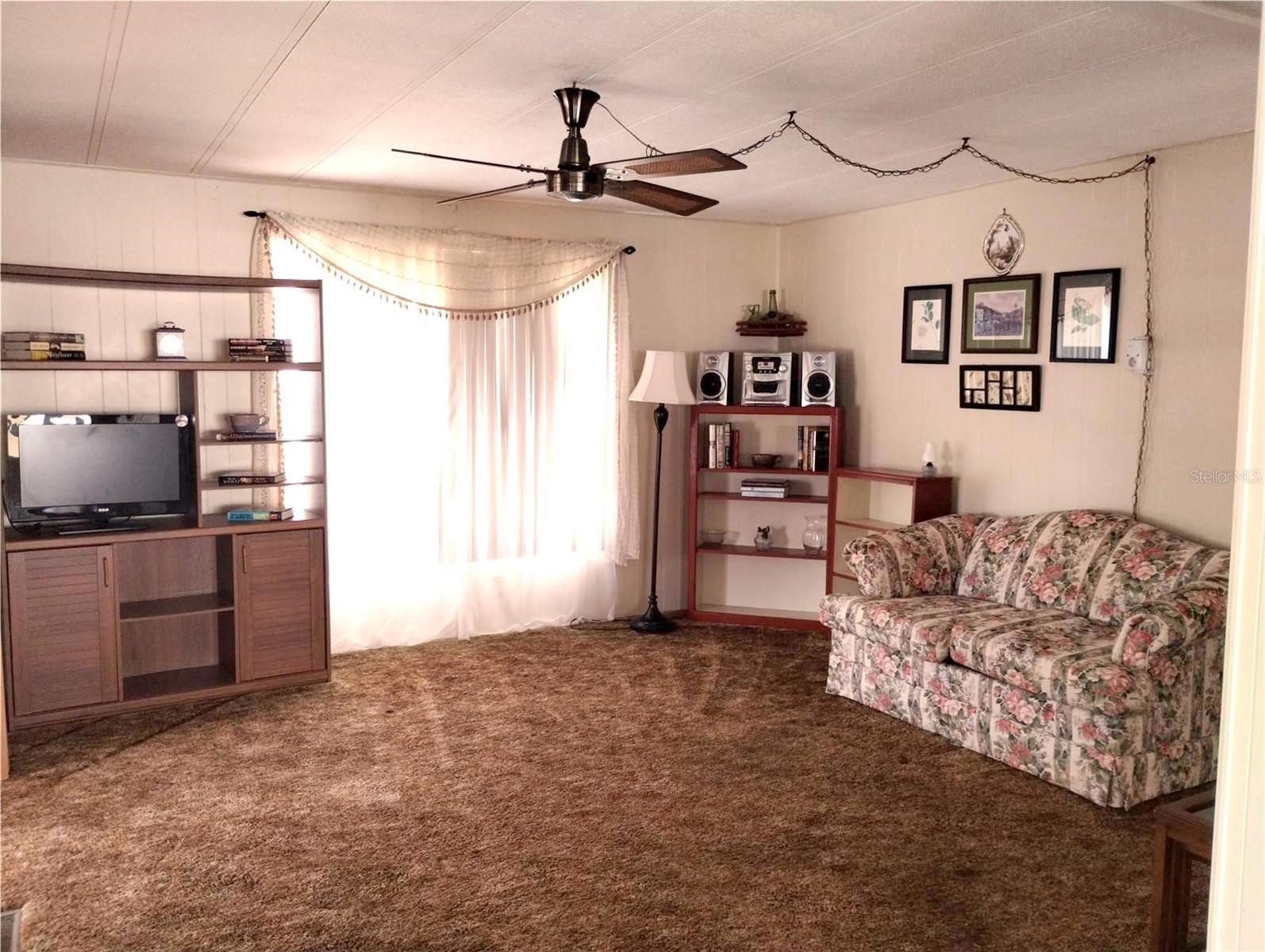 Listing photo id 5 for 7409 Skyline Drive