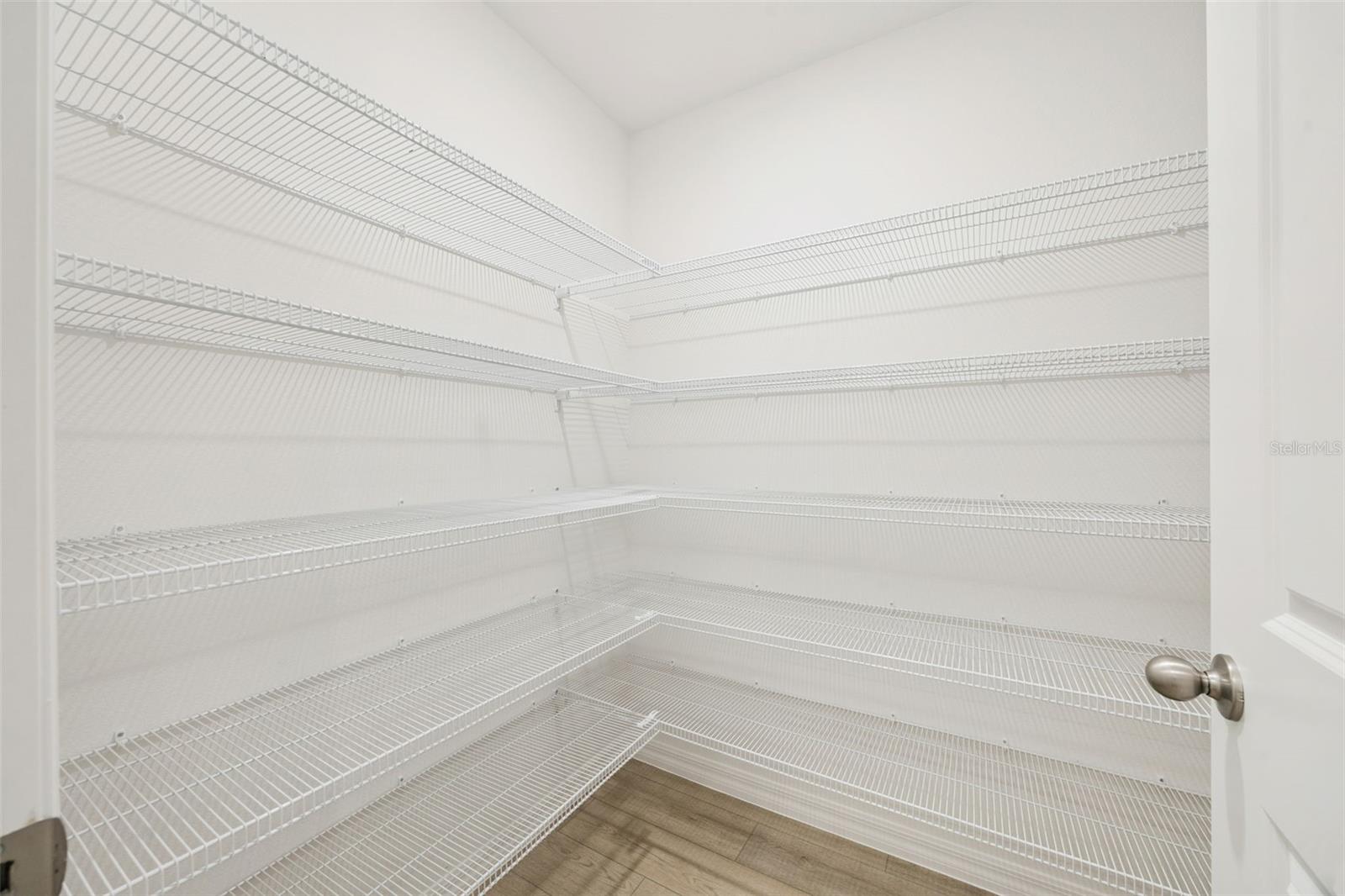 Image 40 of 43 For 5209 Luisa Court