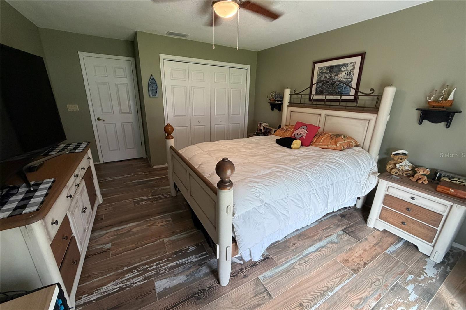 Image 68 of 91 For 1497 Overland Drive