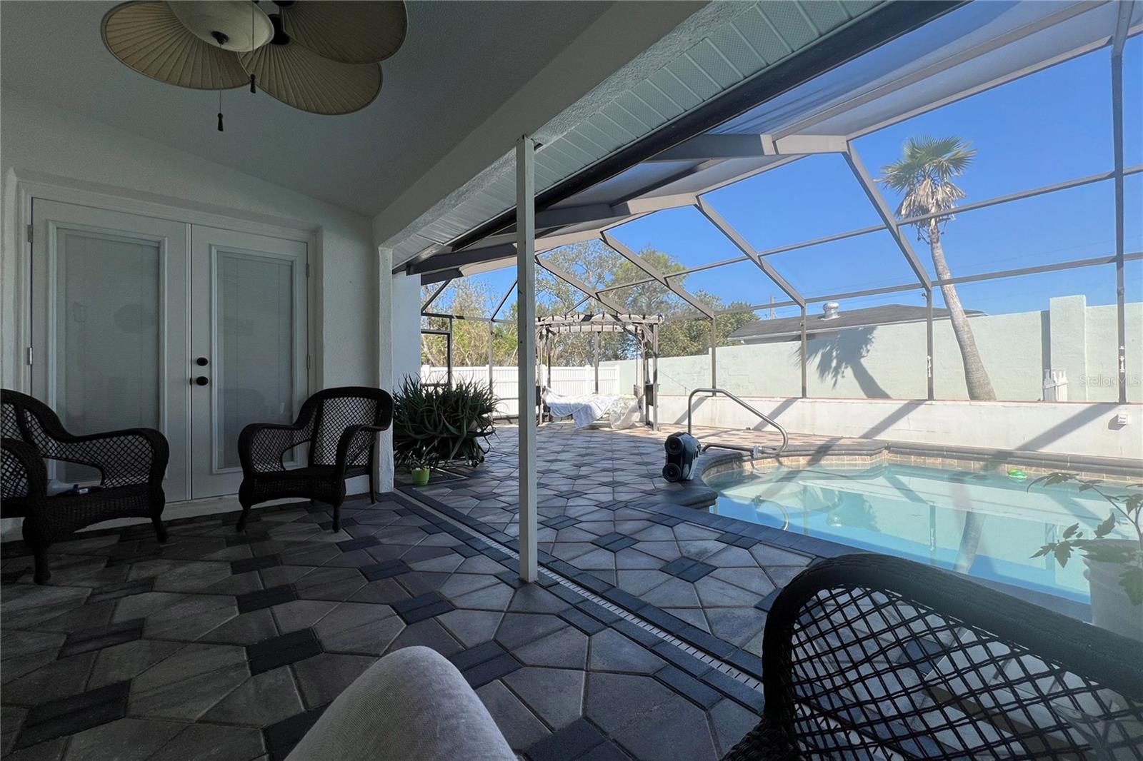 Image 81 of 91 For 1497 Overland Drive