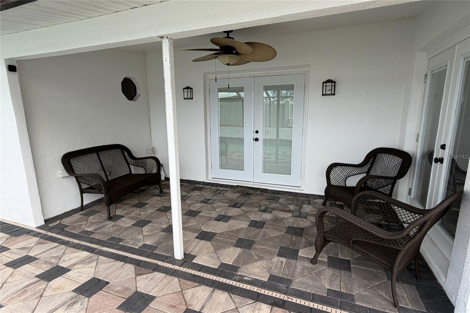 Image 82 of 91 For 1497 Overland Drive