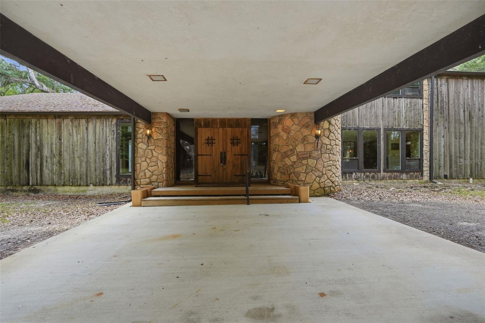 Image 13 of 100 For 16650 53rd Lane