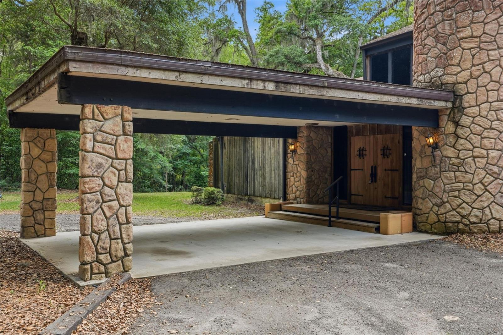 Image 14 of 100 For 16650 53rd Lane