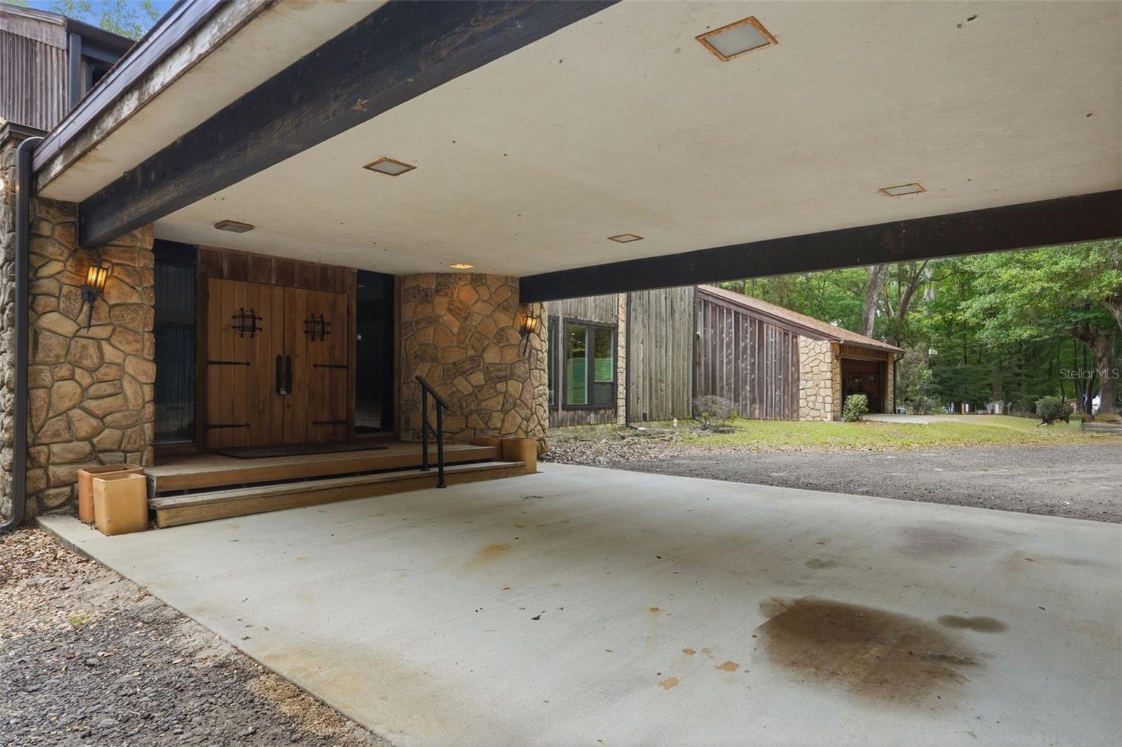 Image 15 of 100 For 16650 53rd Lane