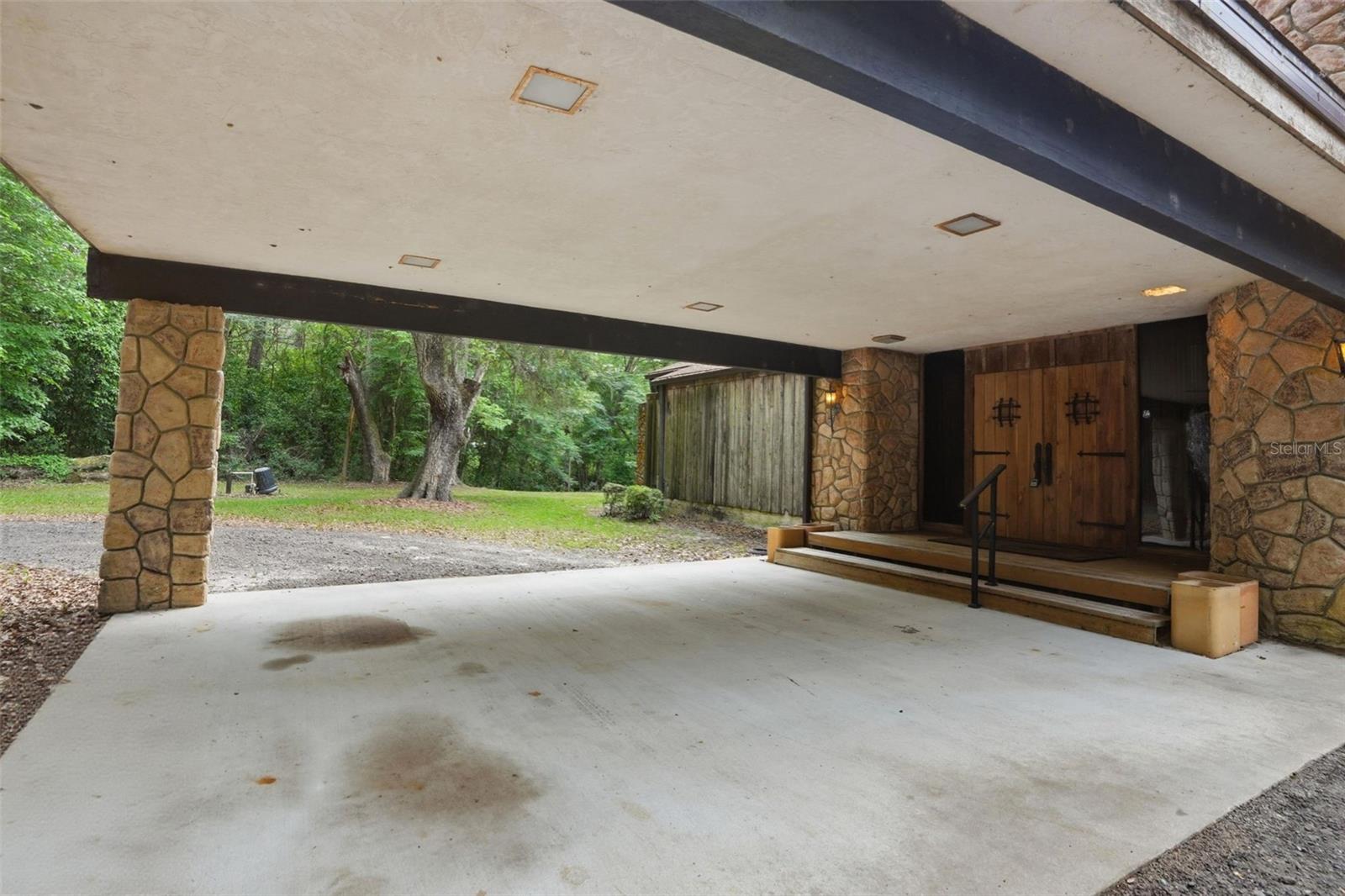 Image 16 of 100 For 16650 53rd Lane