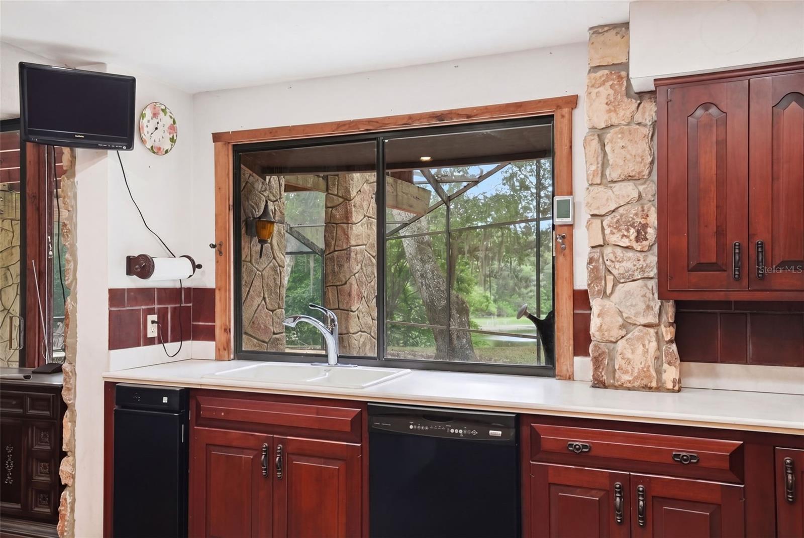 Image 36 of 100 For 16650 53rd Lane