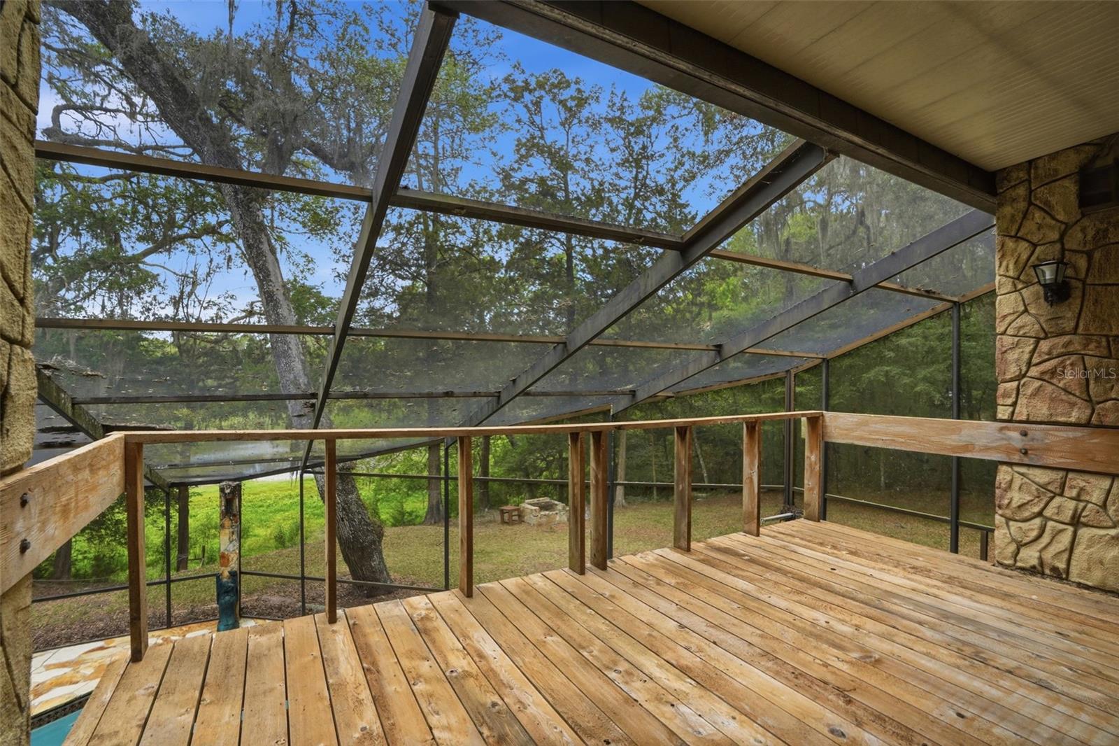 Image 59 of 100 For 16650 53rd Lane