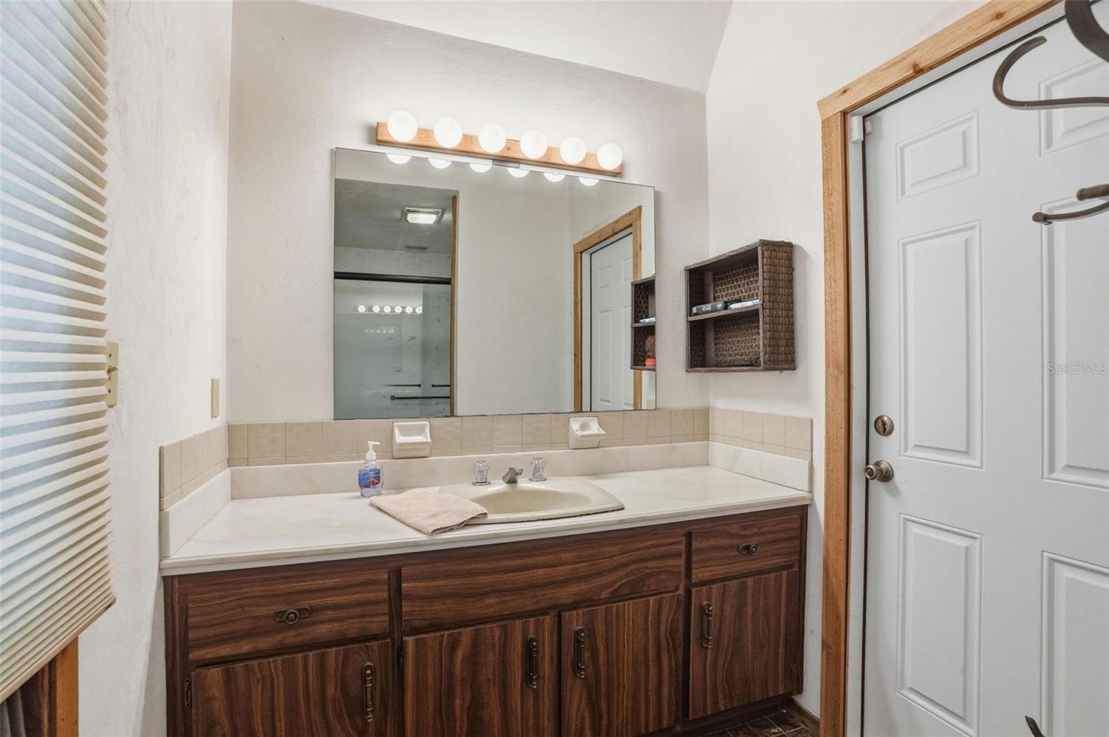 Image 62 of 100 For 16650 53rd Lane