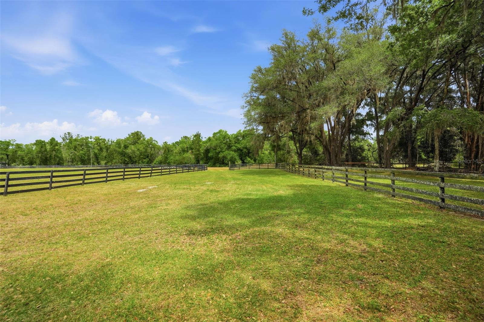 Image 96 of 100 For 16650 53rd Lane