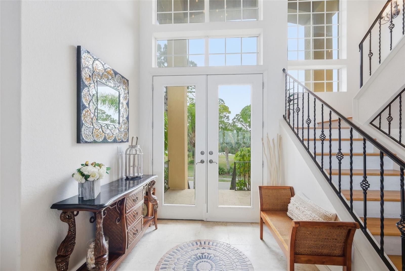 Listing photo id 4 for 2017 Harbour Watch Circle