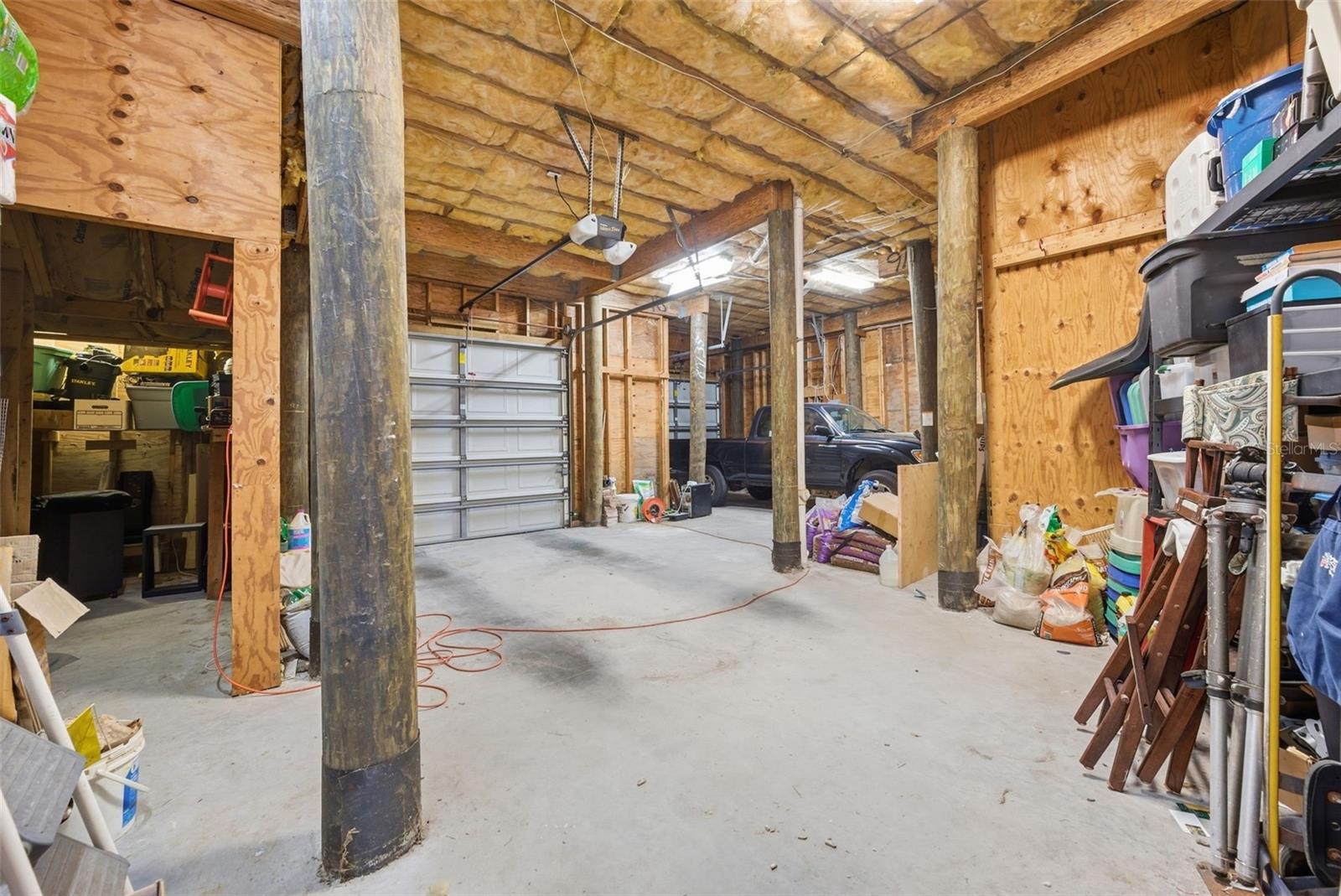 Listing photo id 64 for 2017 Harbour Watch Circle