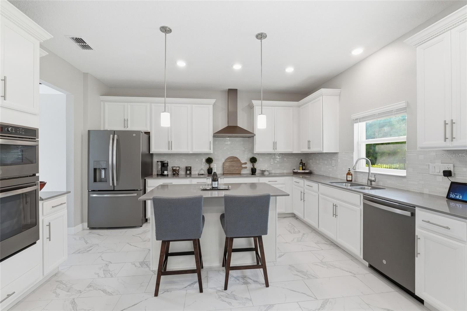 Image 21 of 60 For 1709 Southern Red Oak Court