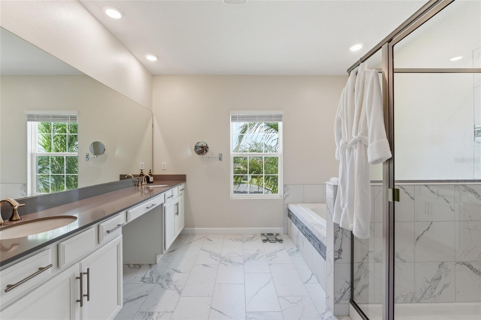 Image 35 of 60 For 1709 Southern Red Oak Court