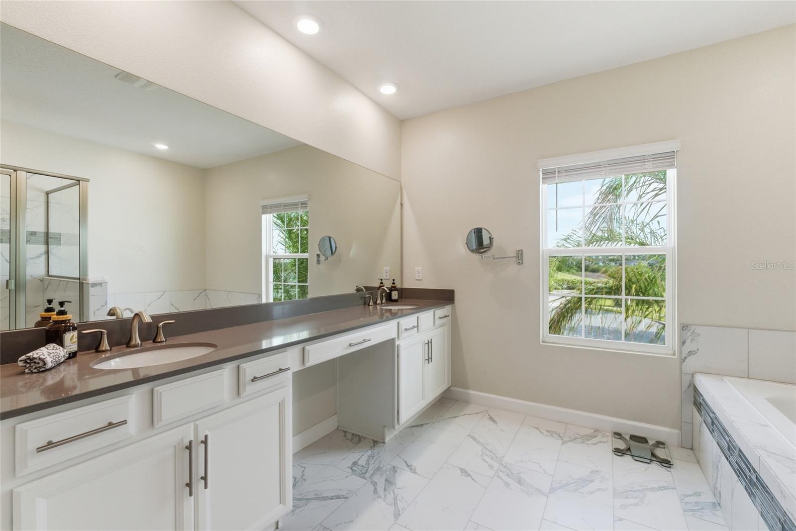 Image 37 of 60 For 1709 Southern Red Oak Court