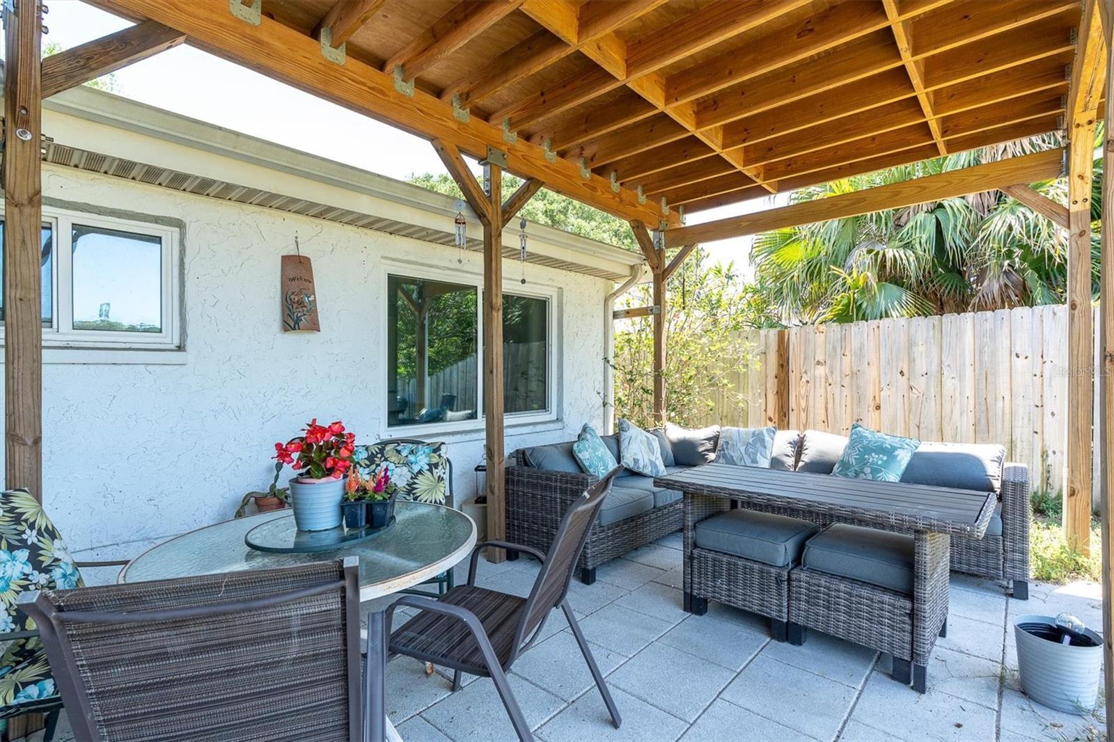 Image 3 of 37 For 3421 Overland Drive