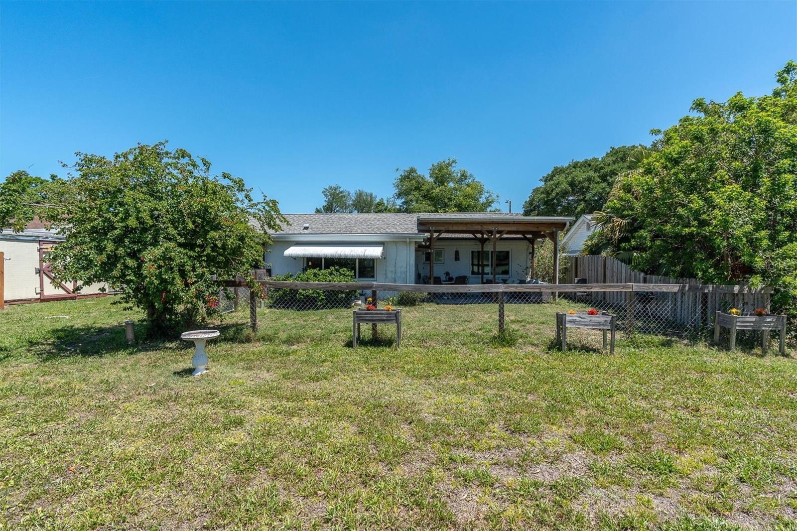 Image 33 of 37 For 3421 Overland Drive