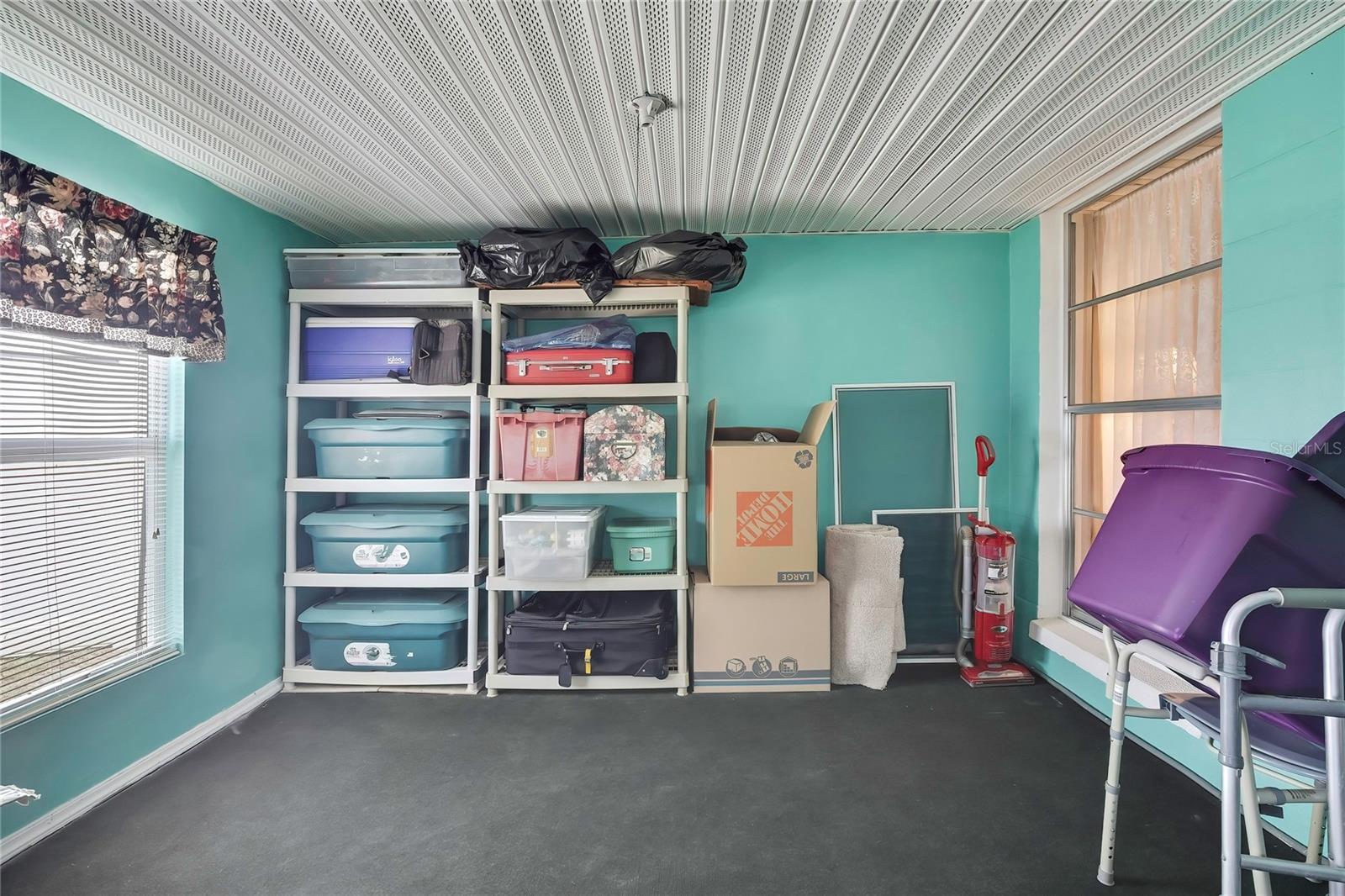 Image 18 of 35 For 3353 Murrow Street