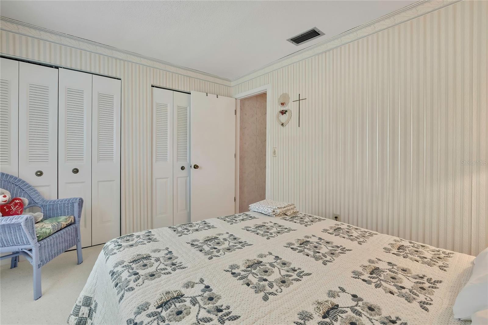 Image 23 of 35 For 3353 Murrow Street