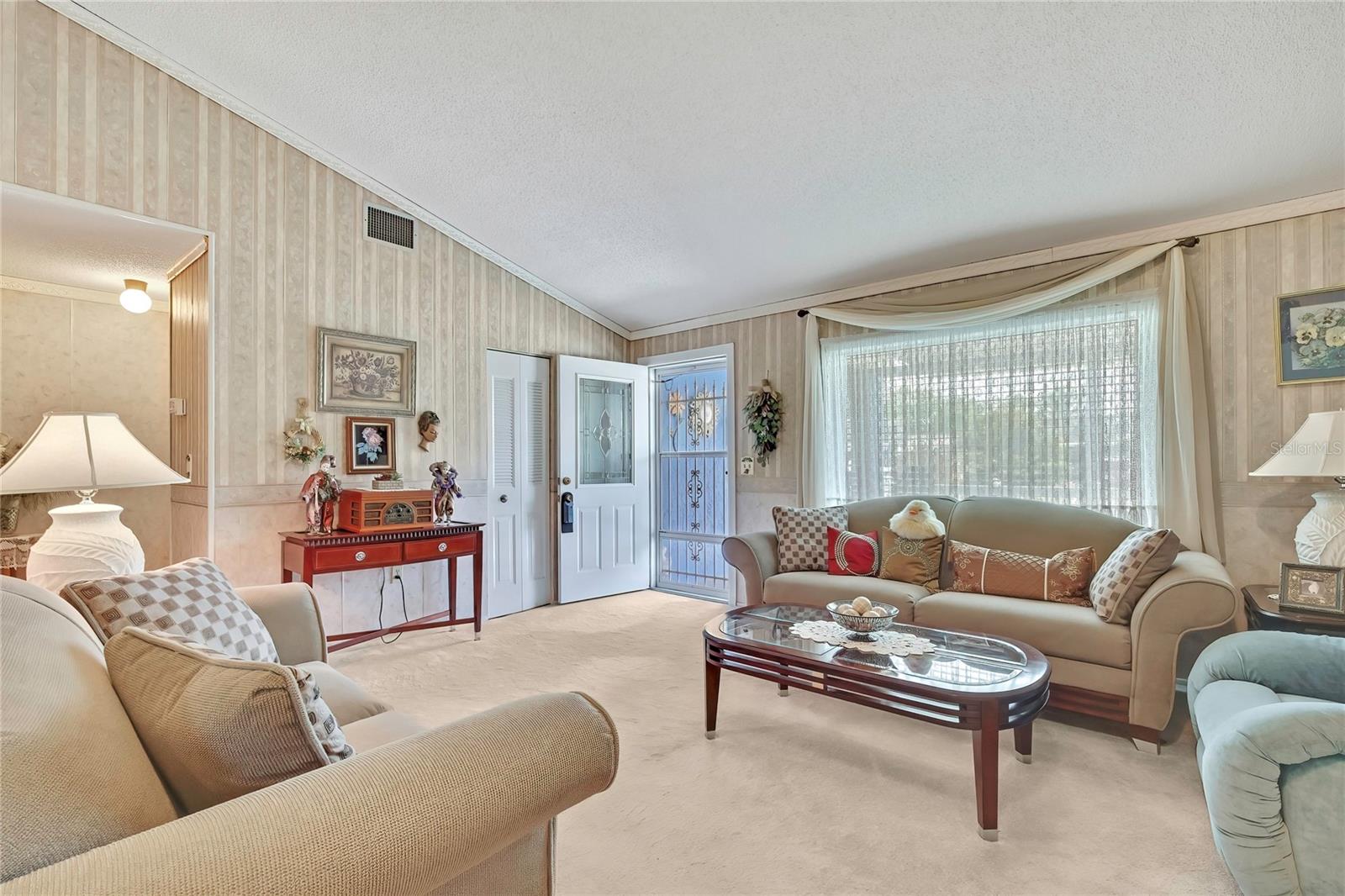 Image 5 of 35 For 3353 Murrow Street