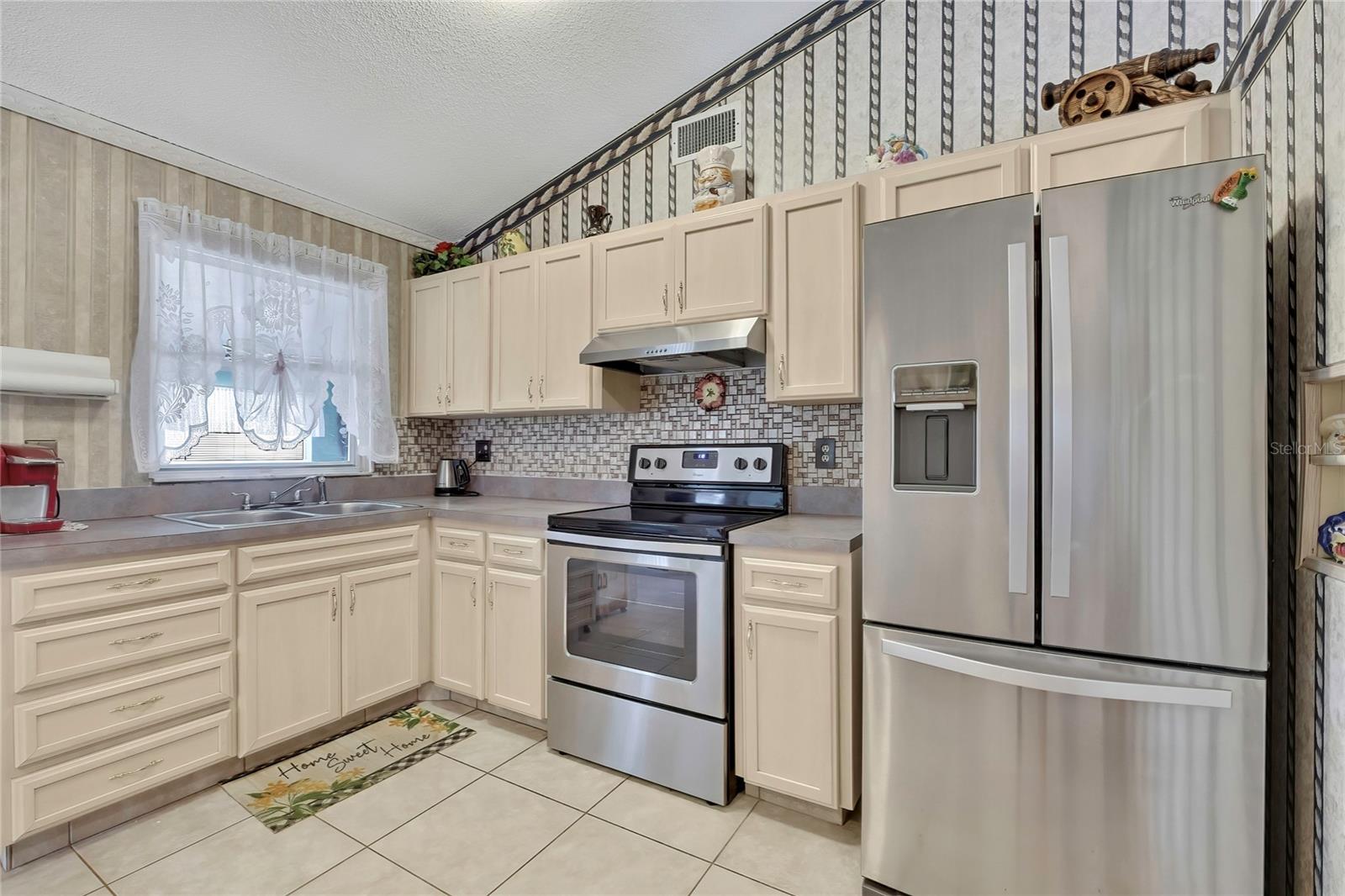 Image 9 of 35 For 3353 Murrow Street