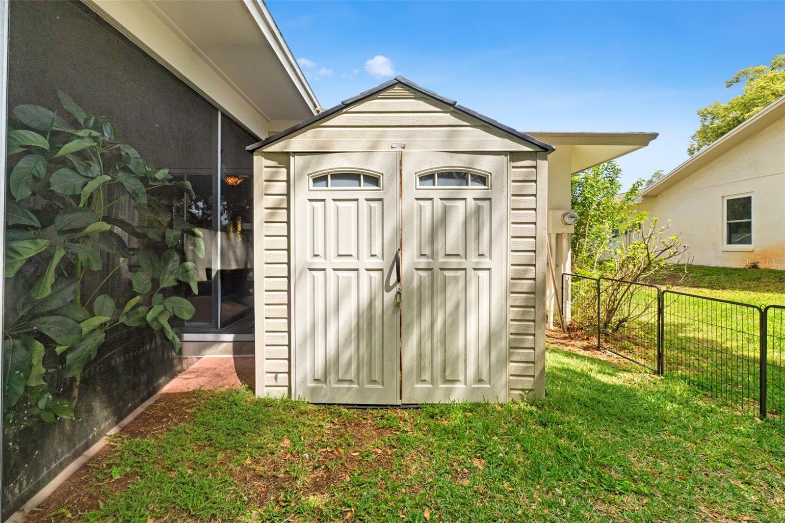 Image 32 of 37 For 8510 Winding Wood Drive